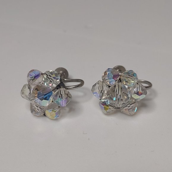 Vintage Clear Glass Screw On Earrings - Picture 2 of 10